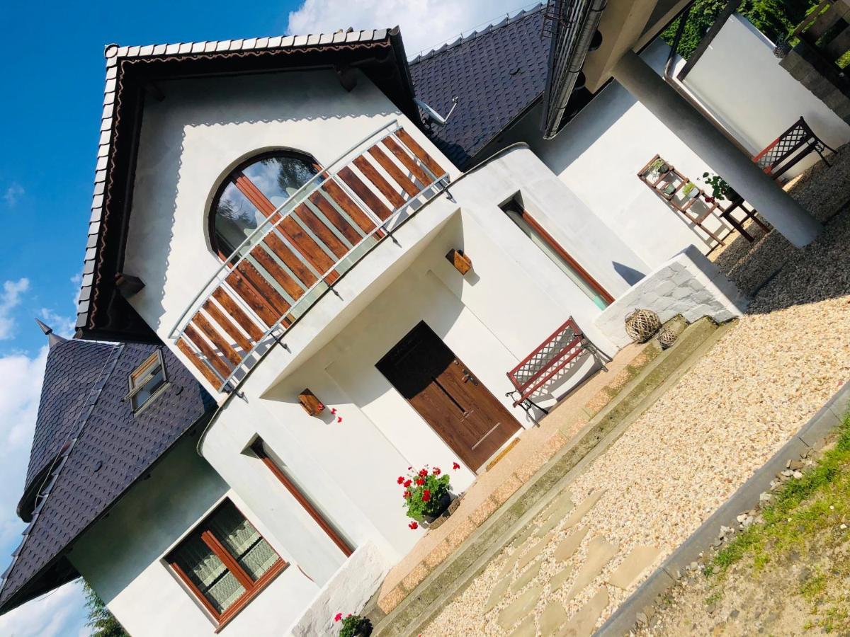 Nibylandia Motylkowa Nowa Wies Grodziska Exterior foto